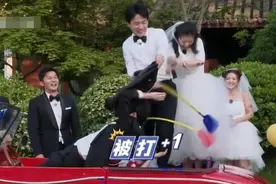 郭麒麟玩游戏，裤子被拽开，有谁注意他下意识反应？暴露真实家教图片