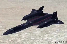 “谍战霸王”之SR-71“黑鸟”高空侦察机图片