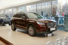 林肯冒险家：2.0T榨245马力，6.8S破百，车内静如深海图片