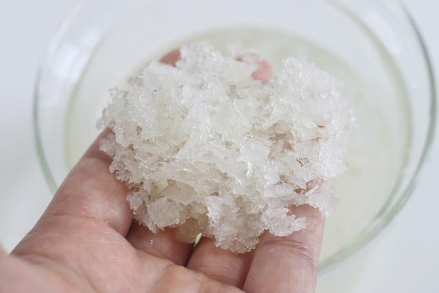 最简单的炖燕窝方法 最简单的炖燕窝方法视频