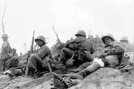 美军通信兵回忆：中国军队击溃美第2师，中尉丢下伤员独自逃命图片