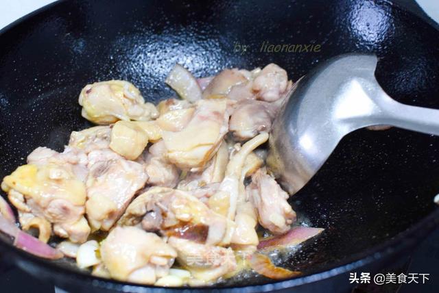 芋头的8种吃法！软糯入味，下饭又解馋，做一大盘都不够吃
