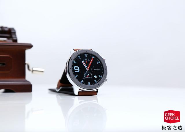 Amazfit GTR ���֣���ʱ����Ʒ磬����������ֱ����˲���ժ��