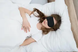 2种常见睡姿，1种易做春梦、一种易做噩梦！又是长知识的一天图片