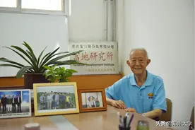 郑大人物：余热未尽献，点红暖人间——记“化肥之子”许秀成教授图片