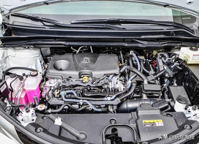 全新丰田塞纳油耗7.1L！实用不输GL8 25万起能火？
