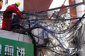 乌鲁木齐全面整治城市“蜘蛛网”，首批6月底完成图片
