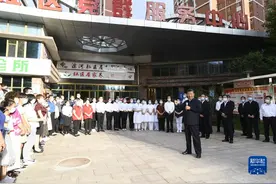 习近平：让老年人能有一个幸福美满的晚年图片