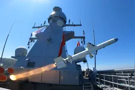 土耳其试射国产反舰导弹，外形酷似美国鱼叉反舰导弹图片