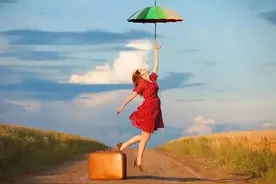 在外玩得超开心，一回家我就抑郁了，说好的“旅游放松”呢？图片