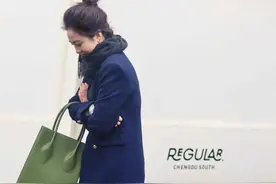 纯色马丁靴已经不合时兴了！码住这些拼接马丁靴，上脚才是真时髦图片