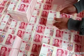 有钱人4级表出炉，3级以下不容易，2级以上可以不用上班图片
