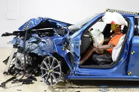 A柱撞弯了，为何领克03还能拿高分？图片