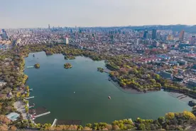 挺进“万亿元俱乐部”，济南甩掉“弱省会”焦虑？如何再出发？图片