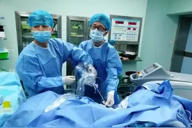 罕见：4岁男童患膀胱结石，父母该注意什么？图片