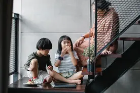 都是全职太太，有人离婚拿55万，有人拿一万五，差在哪了？图片