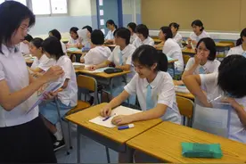 毕业3年之后，平均月收入偏低的10大专业，你的专业选对了吗？图片