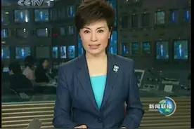 得知儿子坠楼，她挂断电话继续主持，却被全国观众痛批：六亲不认图片