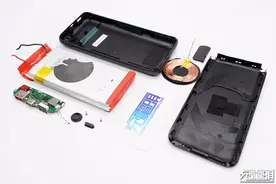 傲基20000mAh无线充移动电源拆解，外观靓丽还可当支架图片