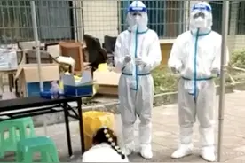暖新闻丨给你跳个舞，防疫人员瞬间被萌化图片