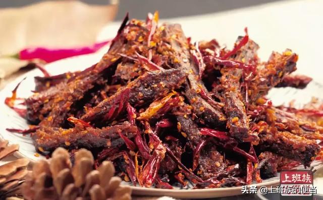 牛肉最过瘾的吃法，教你做超正宗冷吃牛肉，用手撕着吃