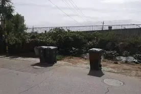 建筑垃圾倒入垃圾桶？杜绝图片