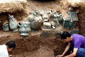 西安人民发愁了，又挖出一个古墓，施工方：下次我该挖哪图片