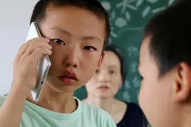 小学班级前五全是女生，16个班有10个女班长，男孩危机已到来？图片