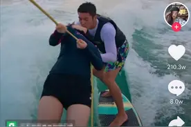 复合了？疑贾乃亮李小璐与杜江夫妻一同旅游，视频中出现两人声音图片