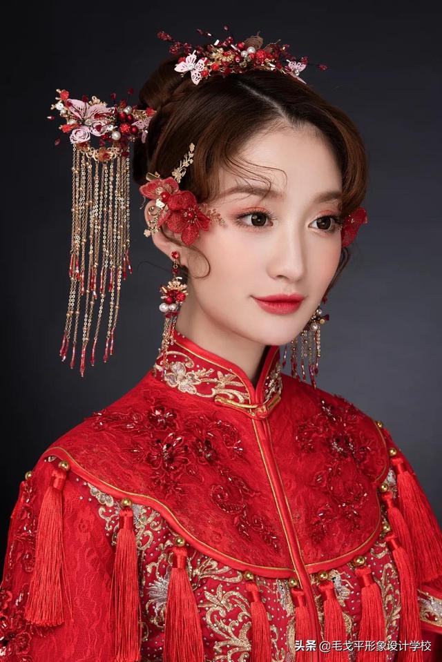 化妆师必收 | 18款绝美中式新娘造型,精致又高级