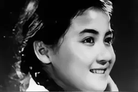 罕见老照片：80年代22位女星黑白照，个个花容月貌，张张美不胜收图片