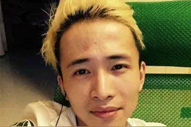 中韩对抗赛：文森特太惨了，拿德莱文还是被吊打！姿态秒退揍万坤图片