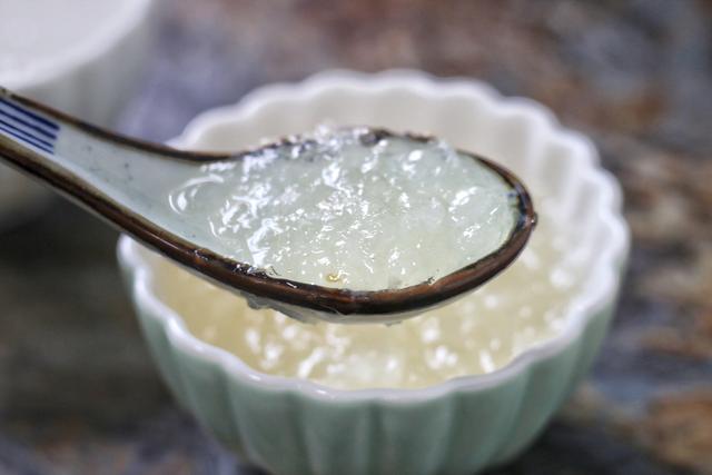 最简单的炖燕窝方法 最简单的炖燕窝方法视频