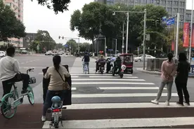 路口行人绿灯时间太短？北京交警释疑信号灯配时标准→图片