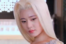 十大绝美反派女boss，黑化不靠烟熏妆，又飒又坏就问你怕不怕图片