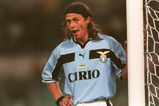 意甲名宿阿尔梅达:以一防二的阿根廷悍将,巅峰可争世界最佳后腰