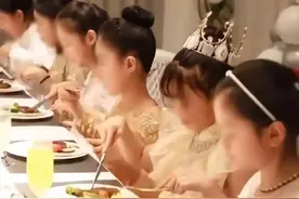 深思扯淡的10后女孩名媛培训：到底什么是贵族气质？图片