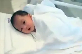 “最美新生儿”颜值有多高？看一眼就想抱走，网友：心都要化了图片