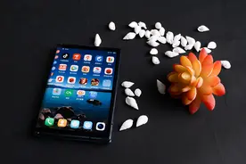 更成熟的折叠屏产品 柔宇FlexPai 2手机评测图片