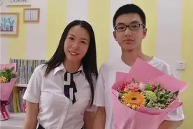 杨晨煜：从不上补习班高考730分，面对媒体：杨妈妈分享4点教育观图片