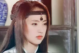 拜高云翔所赐，从贤妻良母到爽文女主，董璇的蜕变只用了一年半图片