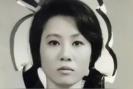 复仇女神：一见倾心误半生，告别过去，获得重生，令丈夫后悔不已图片