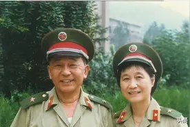 华北野战军麾下，传奇战将王诚汉，从班长干到军区司令，一级不落图片