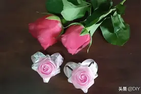 手工彩带DIY，带你学习如何折叠漂亮的玫瑰花！图片
