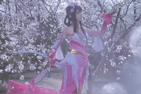 甑姬cos游园惊梦：如蝉翼的衣服，尽显仙女气息图片