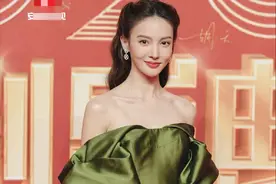 国剧盛典：金晨如神秘美人鱼，张萌越来越像蔡明，郭德纲不愧是你图片