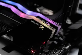 步入32GB时代，十铨 Delta RGB DDR4 3600 16GBx2套条开箱简测图片