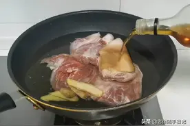 猪肘子这样做才好吃，肥而不腻，吃了还想吃图片