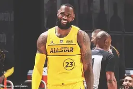 不会玩还是不想玩？NBA全明星赛出现垃圾时间，打脸全明星赛制图片