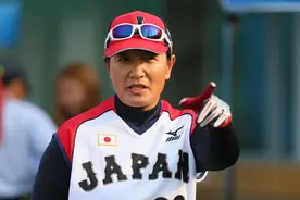 东京奥运首战打响！日本队主帅引关注：曾是中国队队长，后入日籍图片